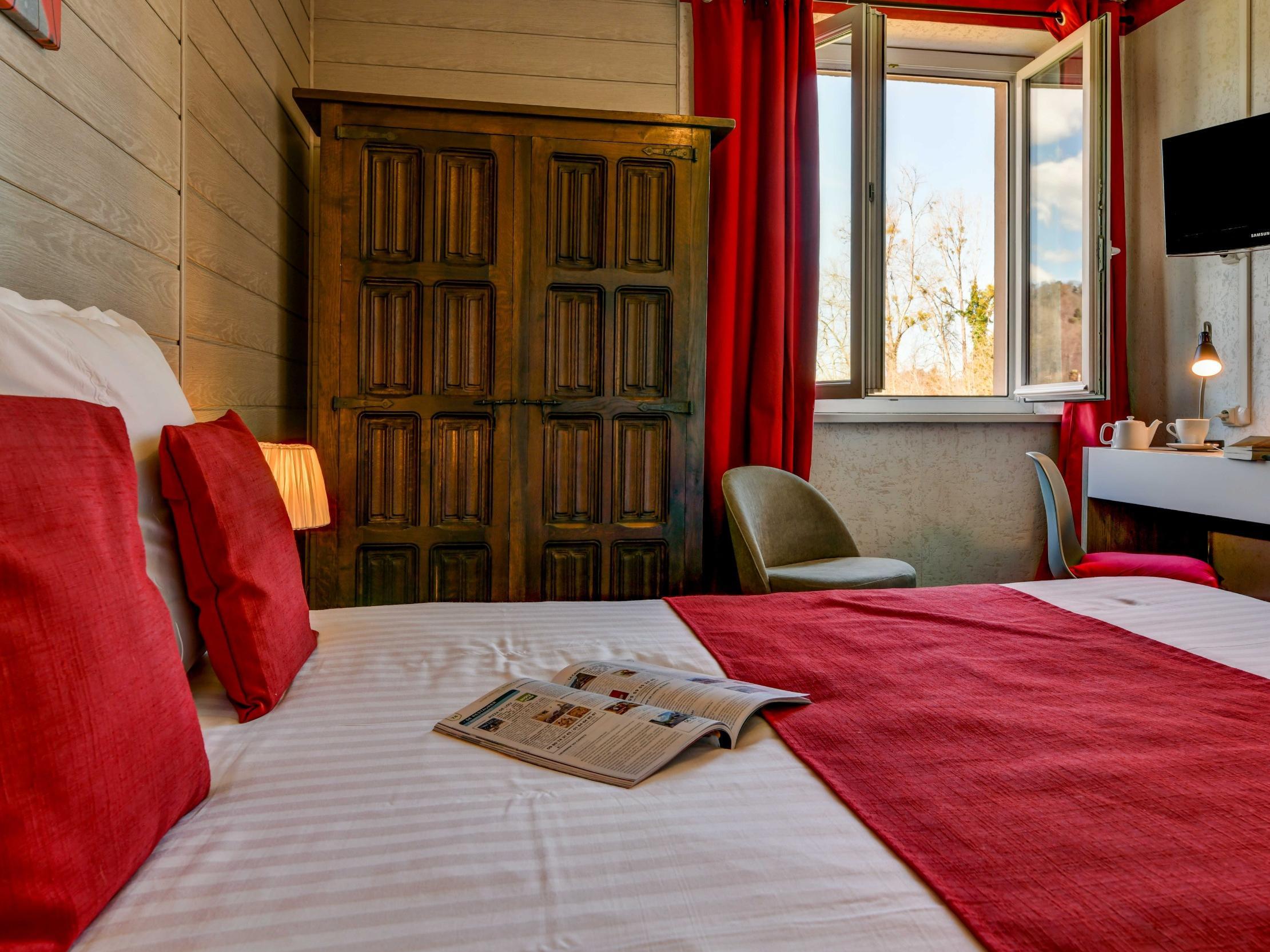 Logis Hostellerie Du Neez Gan Dış mekan fotoğraf