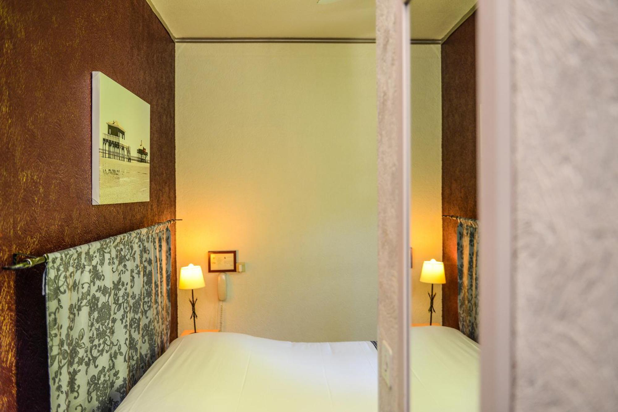 Logis Hostellerie Du Neez Gan Oda fotoğraf