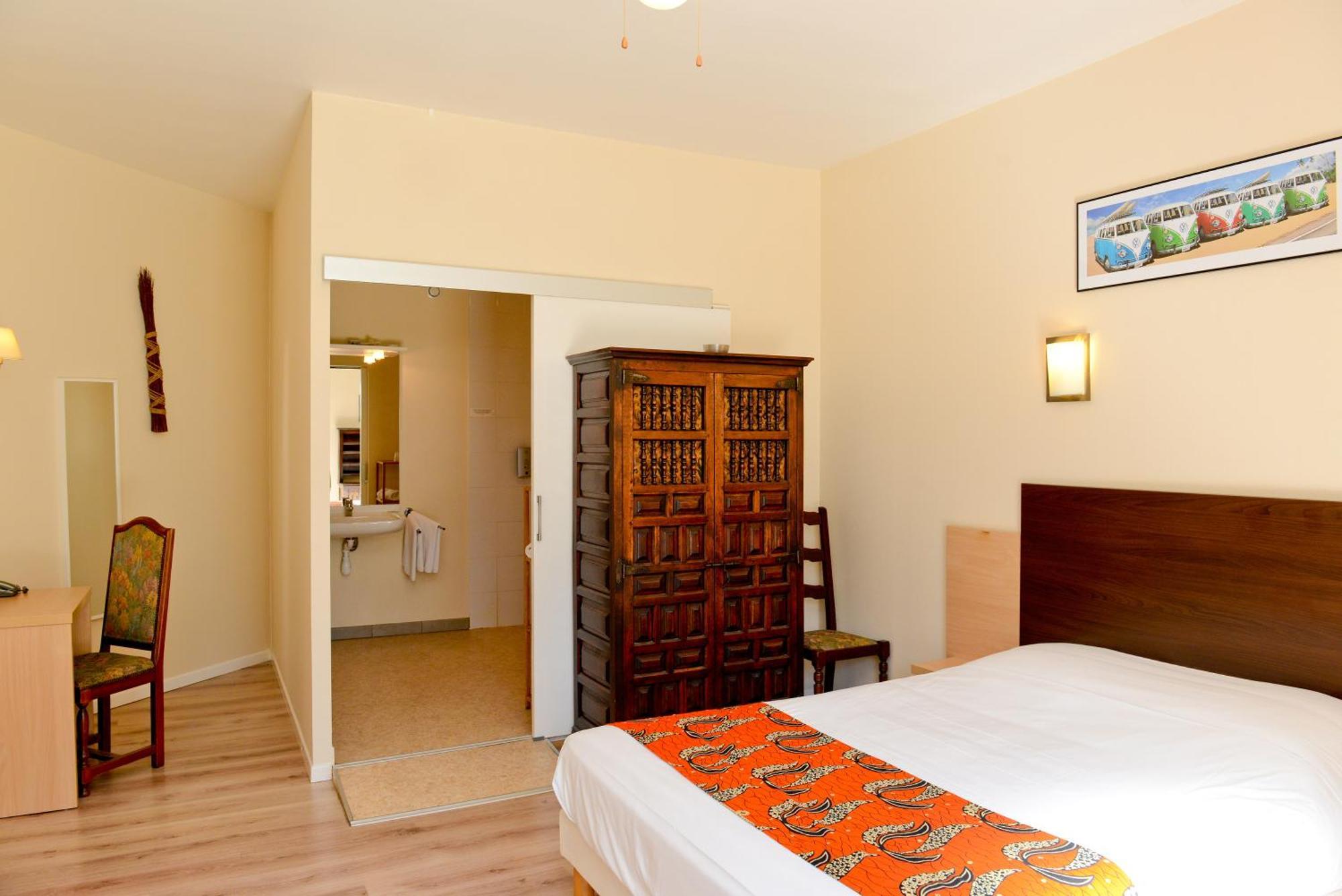 Logis Hostellerie Du Neez Gan Dış mekan fotoğraf