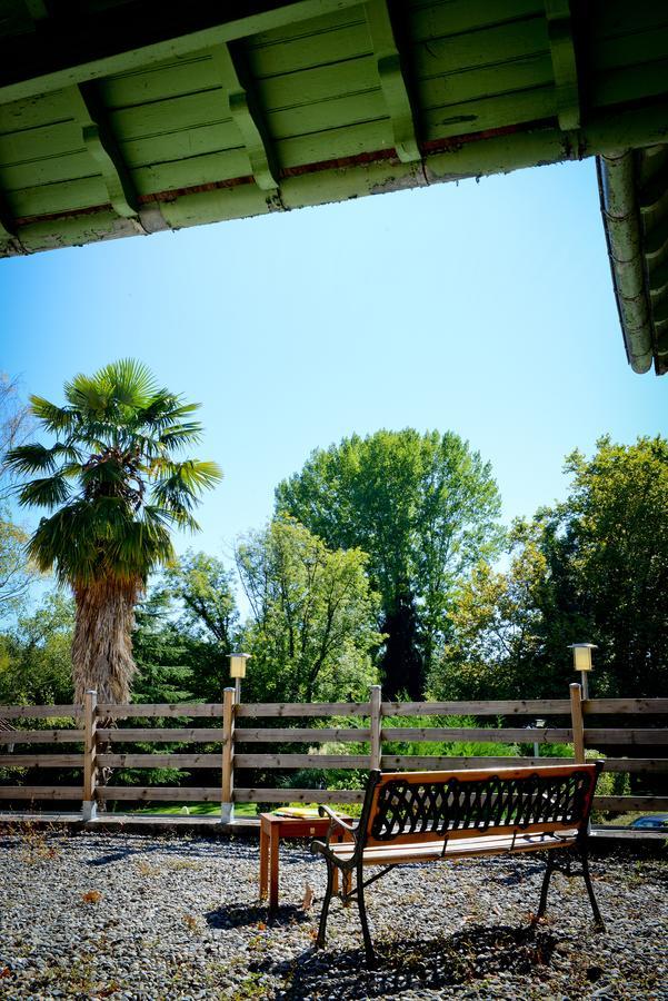 Logis Hostellerie Du Neez Gan Dış mekan fotoğraf