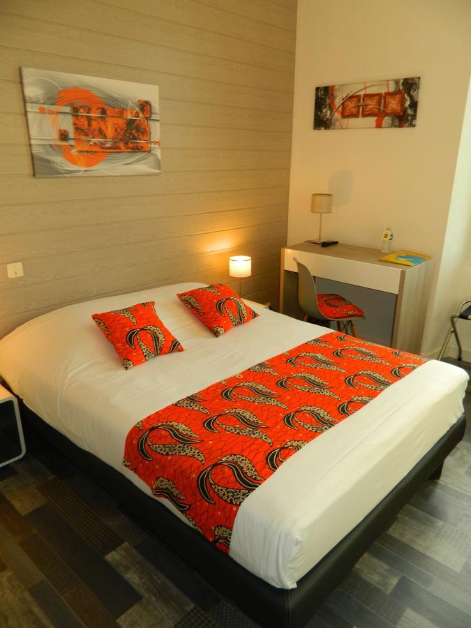 Logis Hostellerie Du Neez Gan Dış mekan fotoğraf