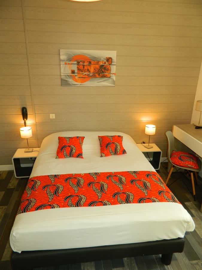 Logis Hostellerie Du Neez Gan Dış mekan fotoğraf