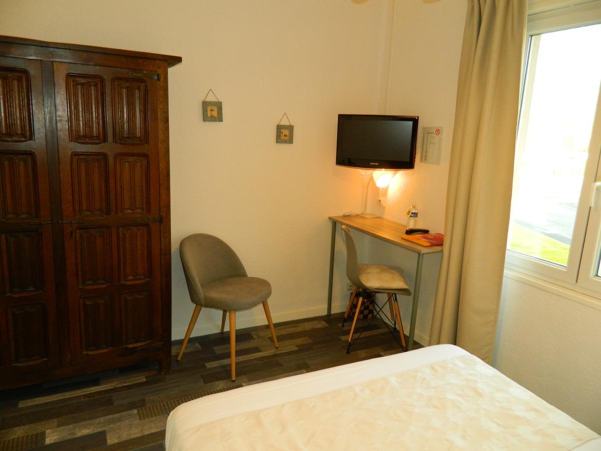 Logis Hostellerie Du Neez Gan Dış mekan fotoğraf