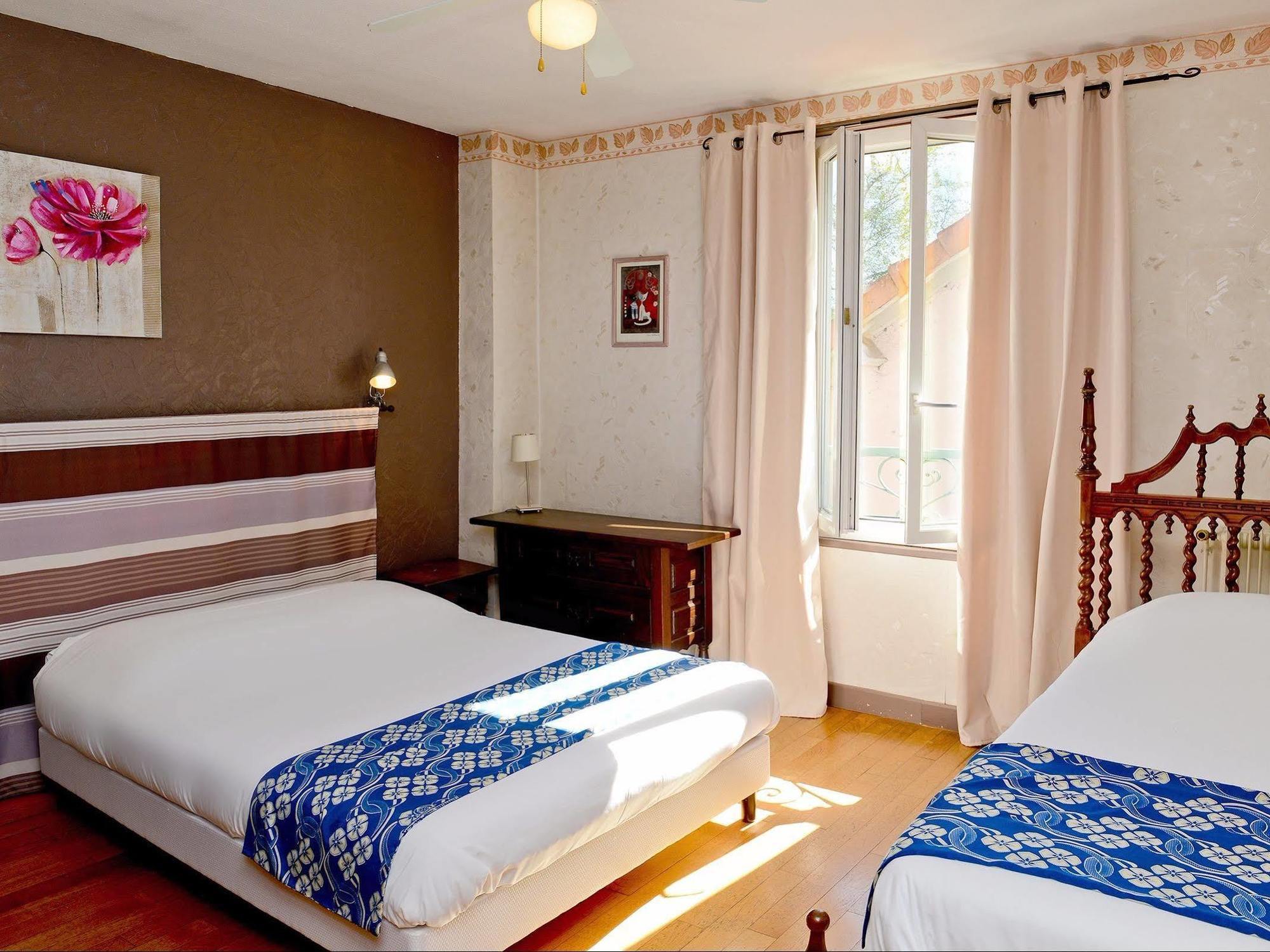 Logis Hostellerie Du Neez Gan Dış mekan fotoğraf