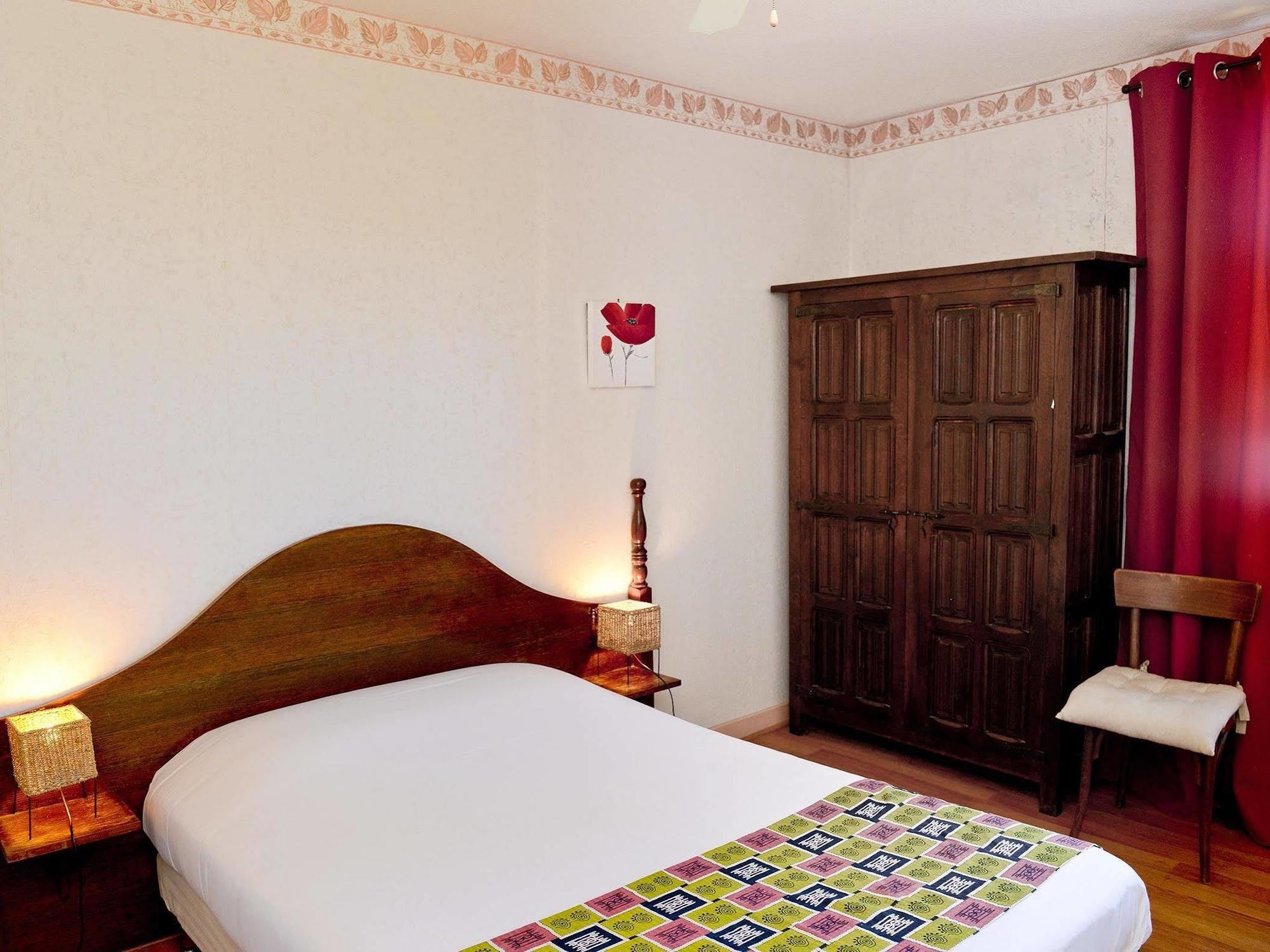 Logis Hostellerie Du Neez Gan Dış mekan fotoğraf
