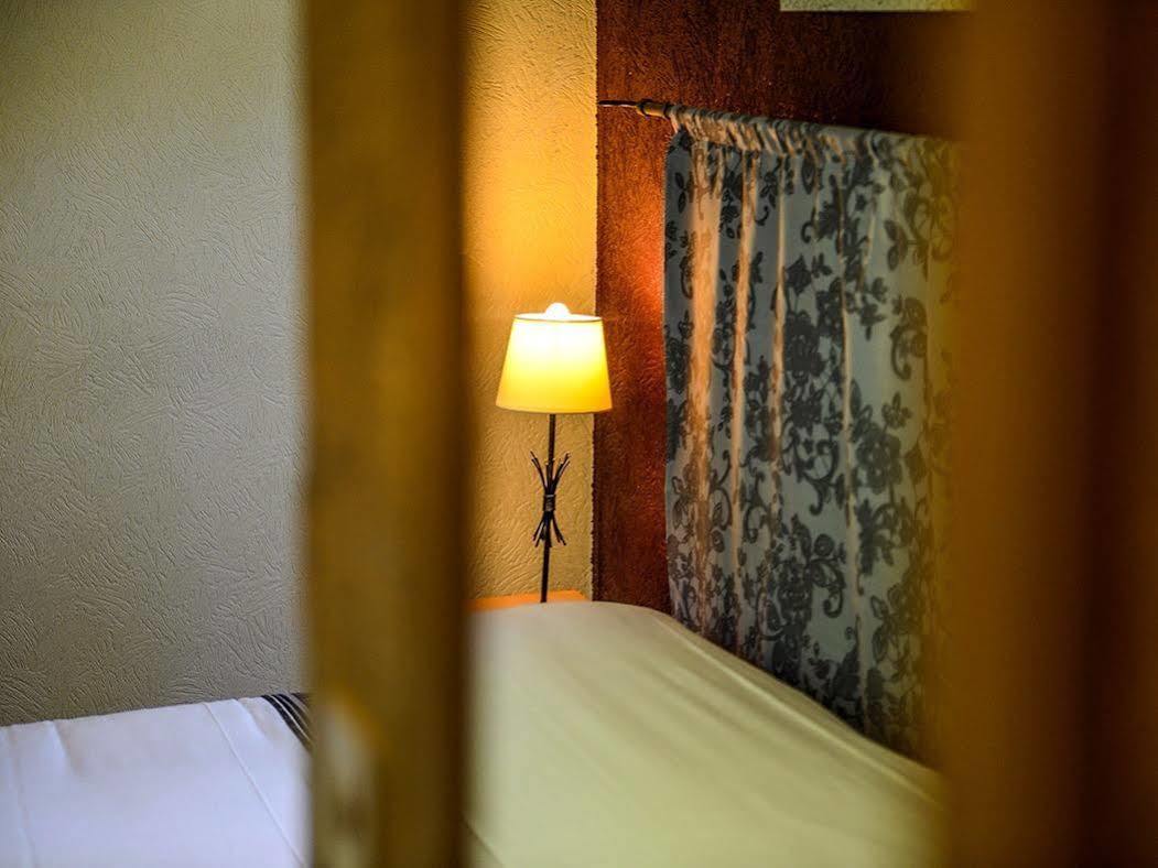 Logis Hostellerie Du Neez Gan Dış mekan fotoğraf